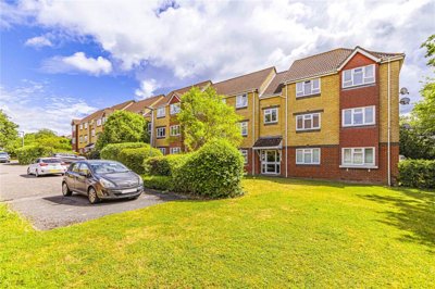 Property on Rutherford Close, WD6 5RZ
