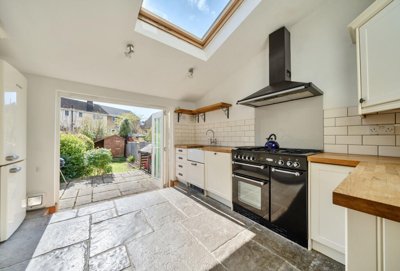 Property on Birdwell Road, BS41 9BA