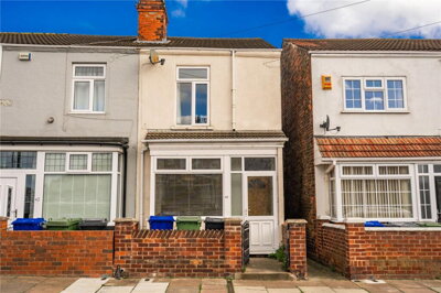 Property on Whites Road, DN35 8RL
