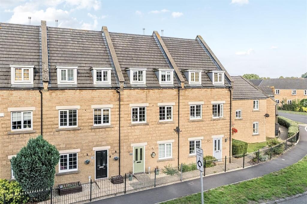 Terraced House