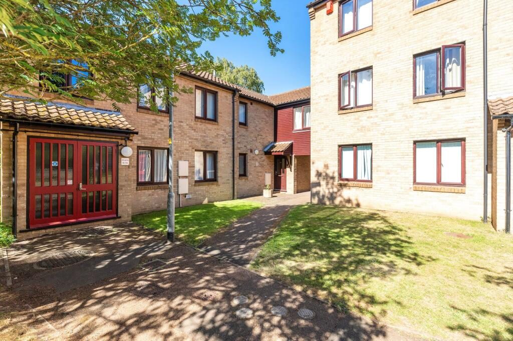 Property main image