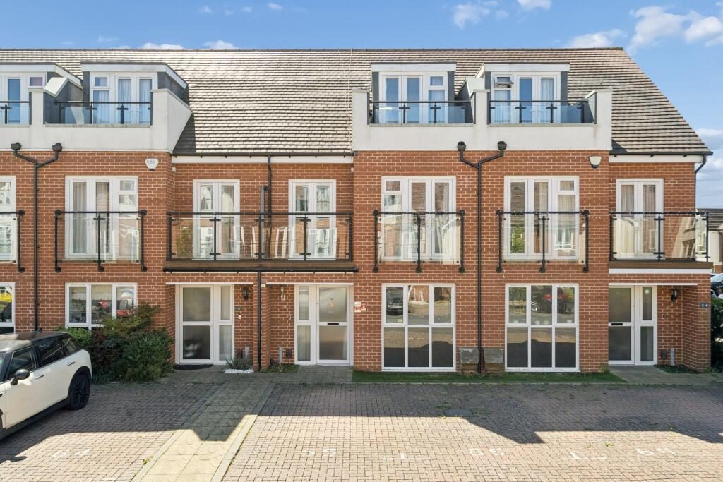 Terraced House