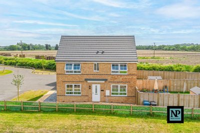 Property on Dashwood Close, B78 3FL