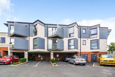 Property on Copsewood Road, WD24 5DY