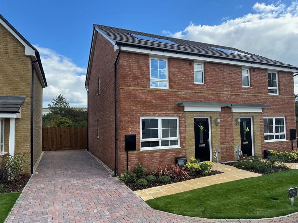 Property main image