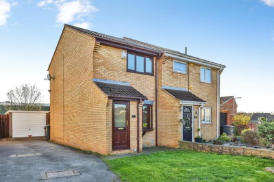 Property on Swindon Close, NG16 2WD