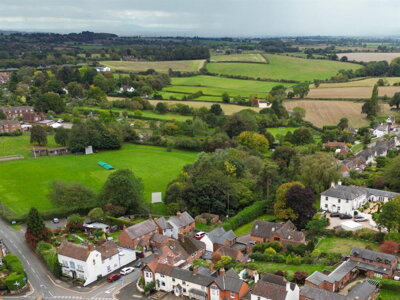 Property on Holy Cross Green, DY9 0HG