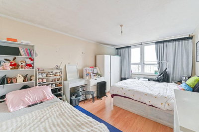 Property on Grantham Road, SW9 9DS