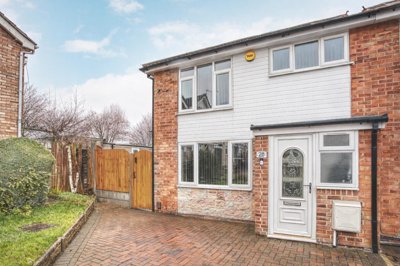 Property on Links Close, DE24 9PF