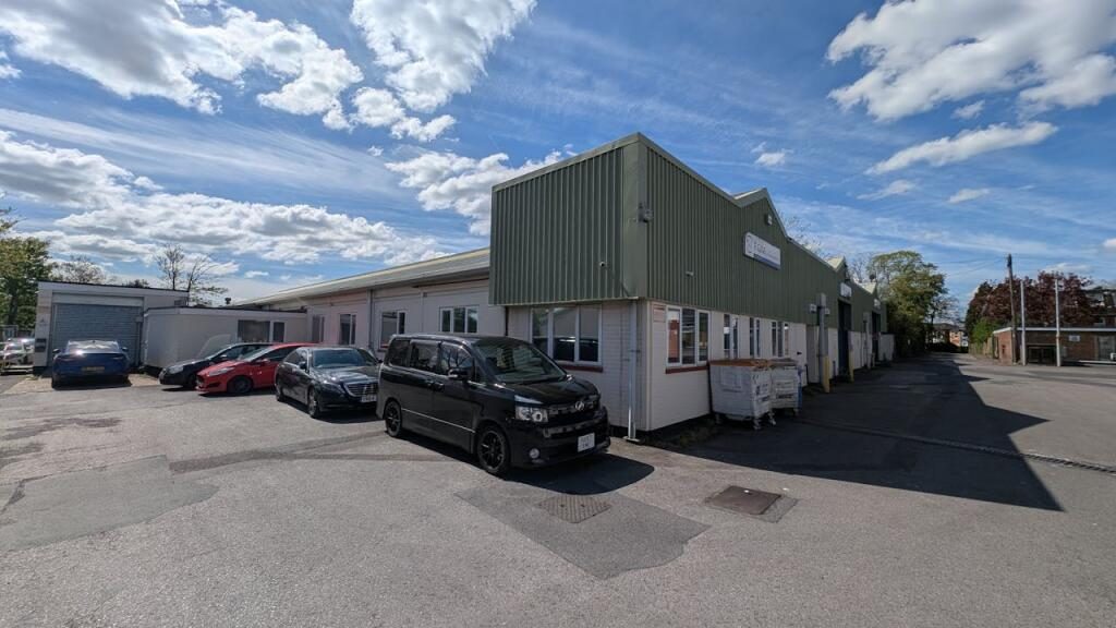 Distribution Warehouse