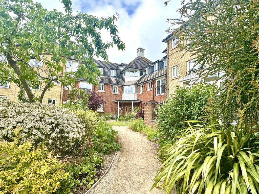 Property main image