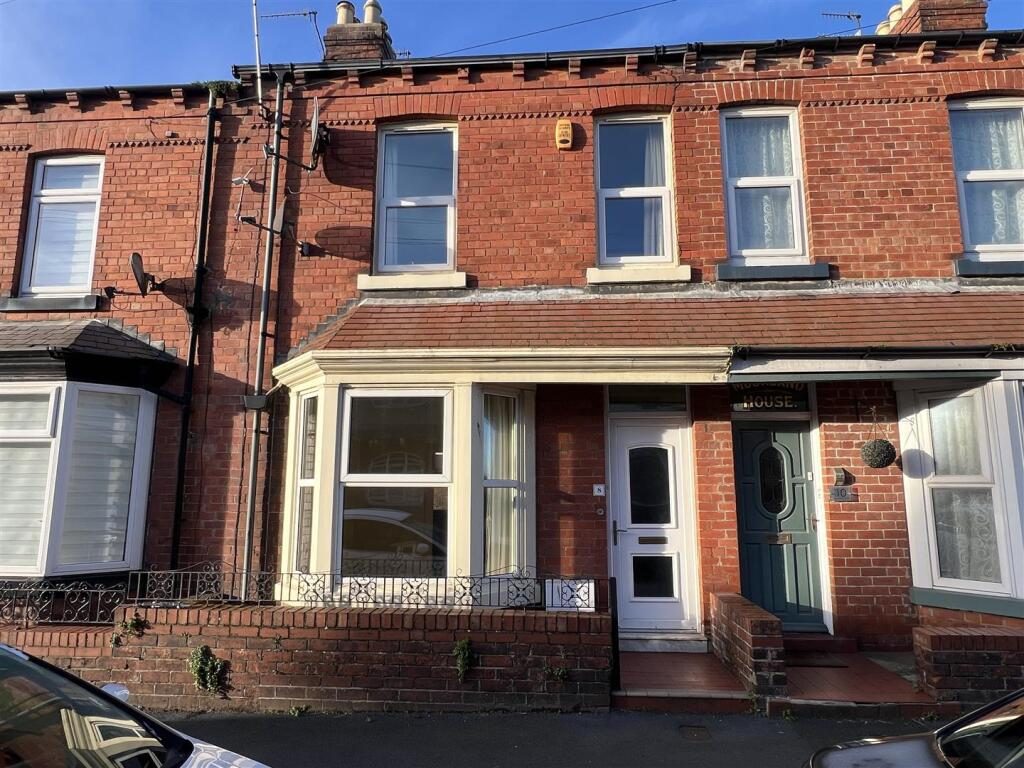 Terraced House