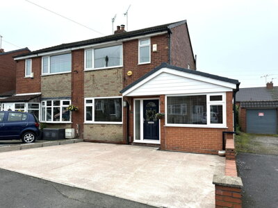 Property on Pine Grove, OL2 6TL