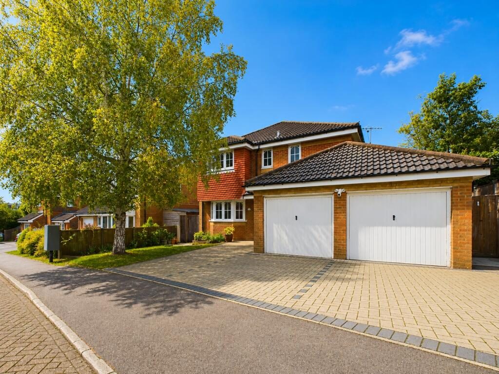 Property main image