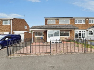 Property on St Marys Drive, NE24 4QU