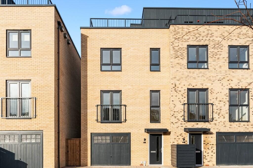 Terraced House