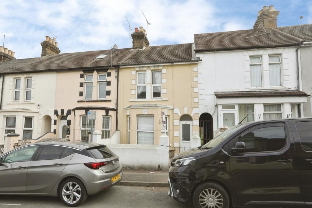 Terraced House