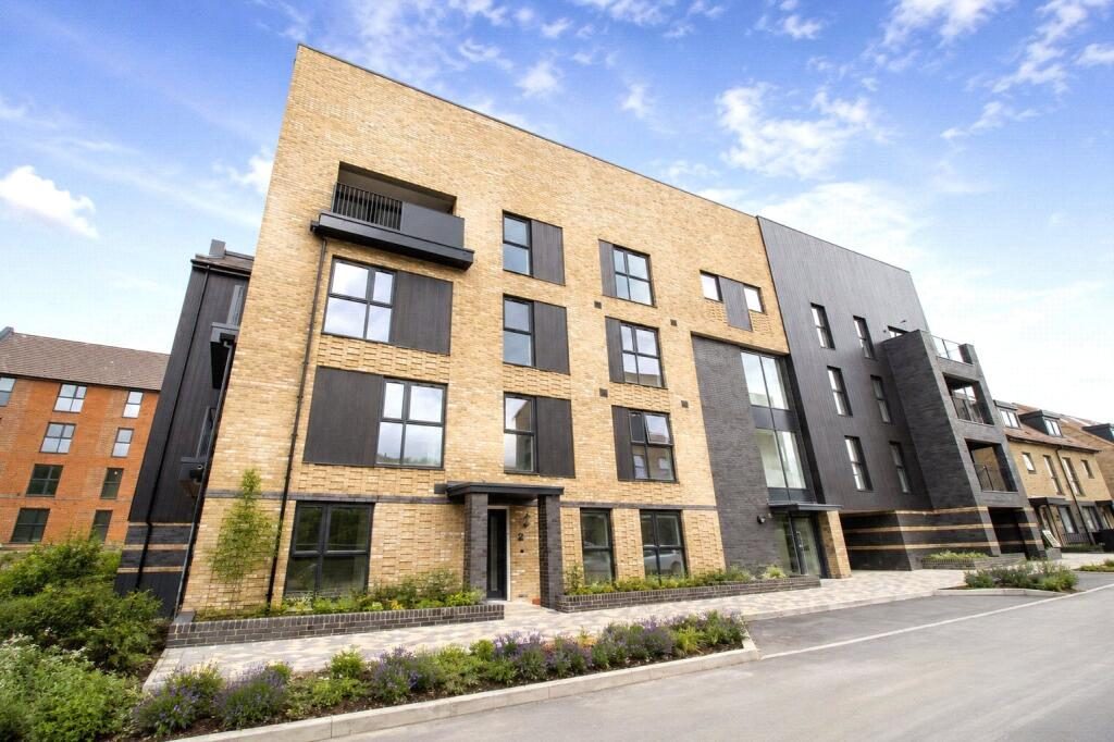 Property main image
