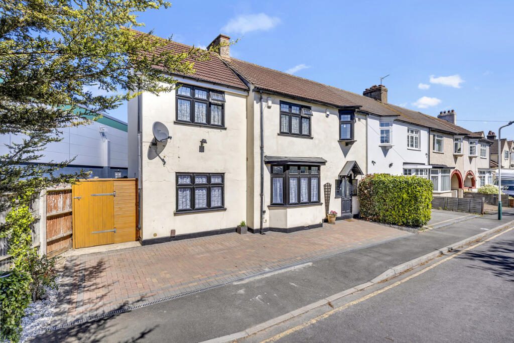 Terraced House