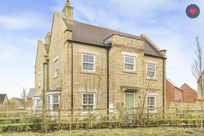 Property on Bicton Close, OX26 1FP