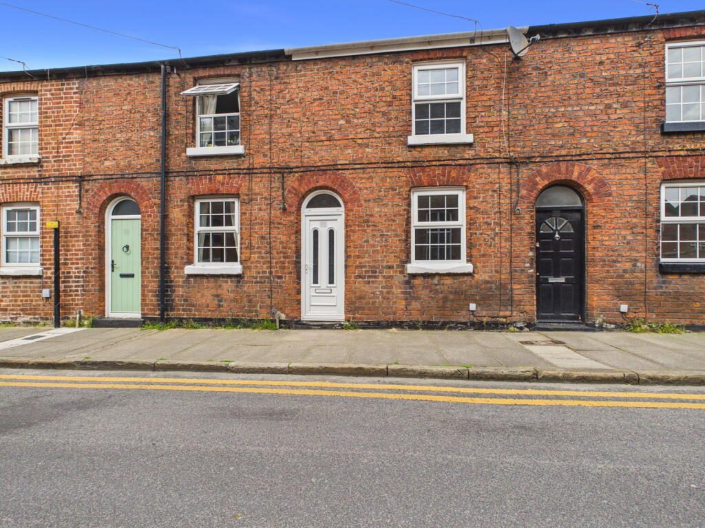 Property main image