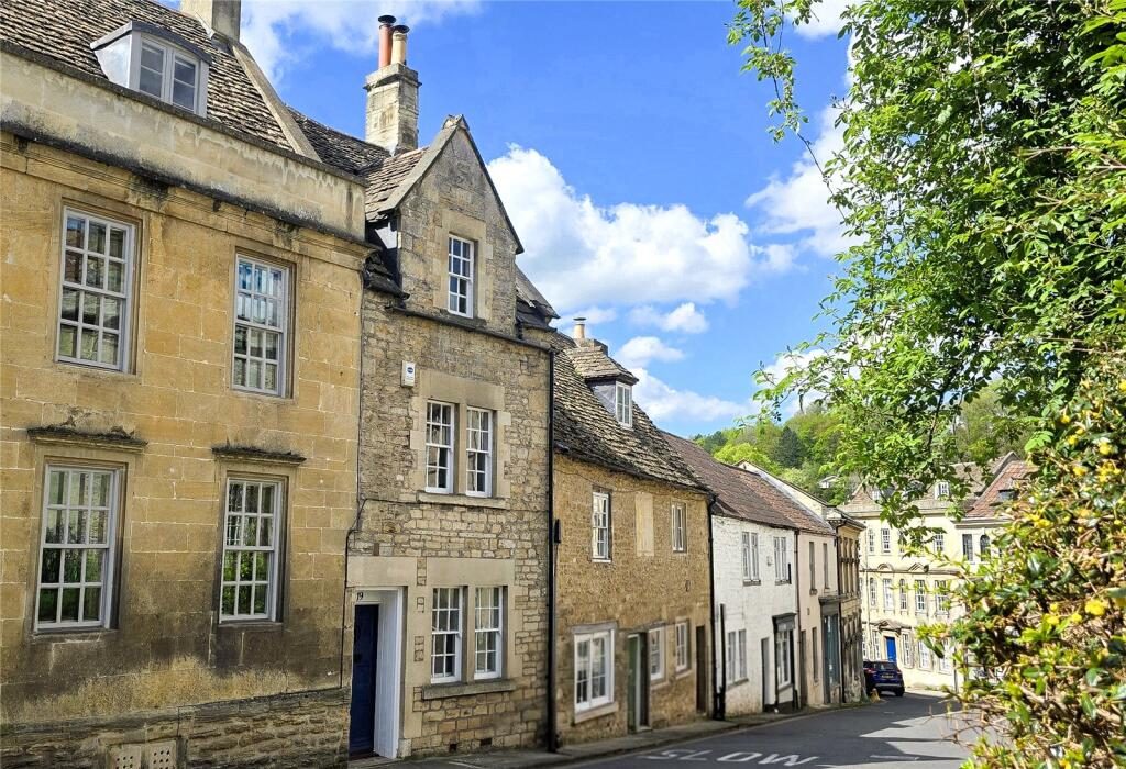 Terraced House