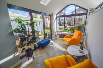 Property on Colliers Trek, S43 4WE