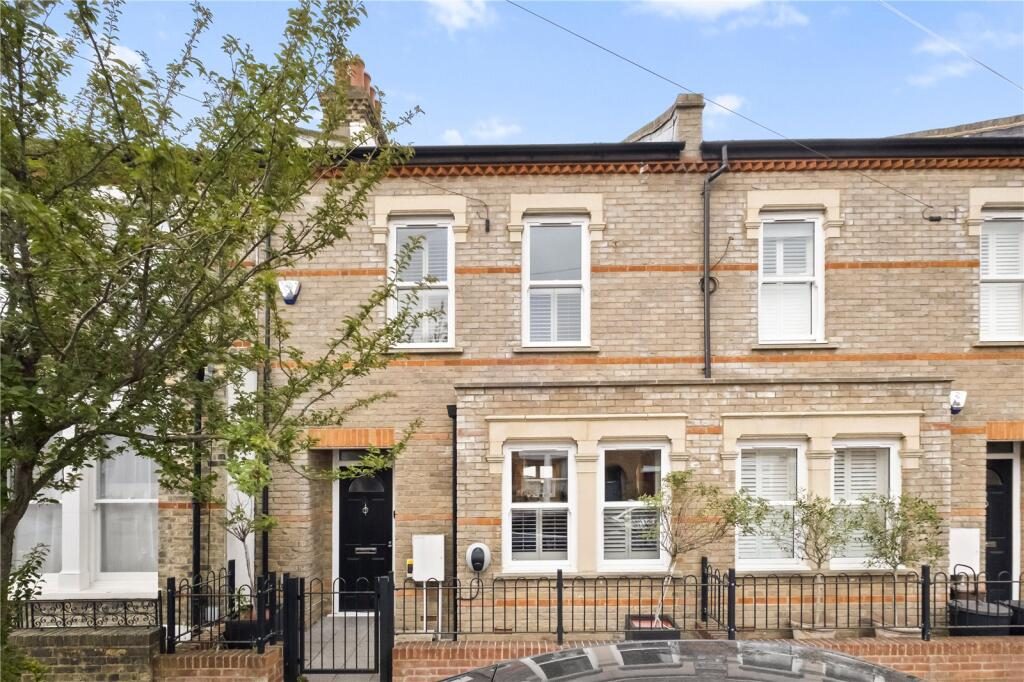 Terraced House