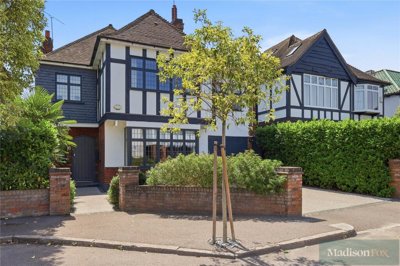 Property on Snaresbrook Road, E11 1PY