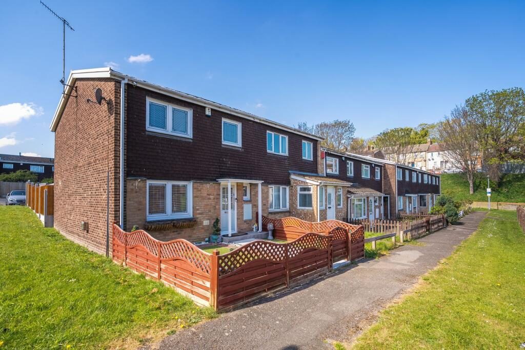 Property main image