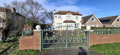 Property on Abergele Road, LL18 5UE