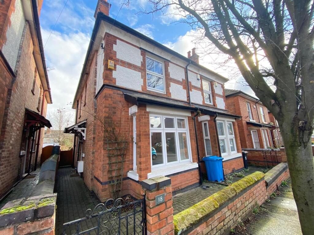 Property main image