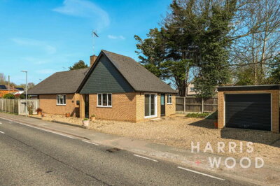 Property on Oak Road, CM8 3HF