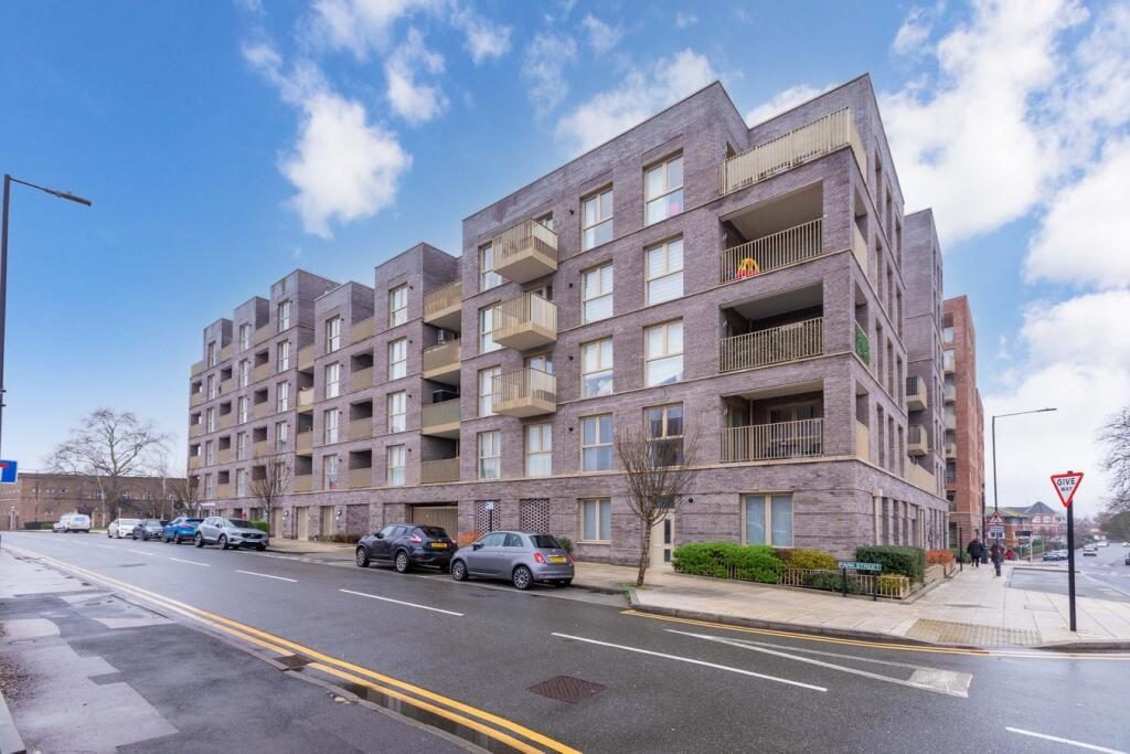 Property main image