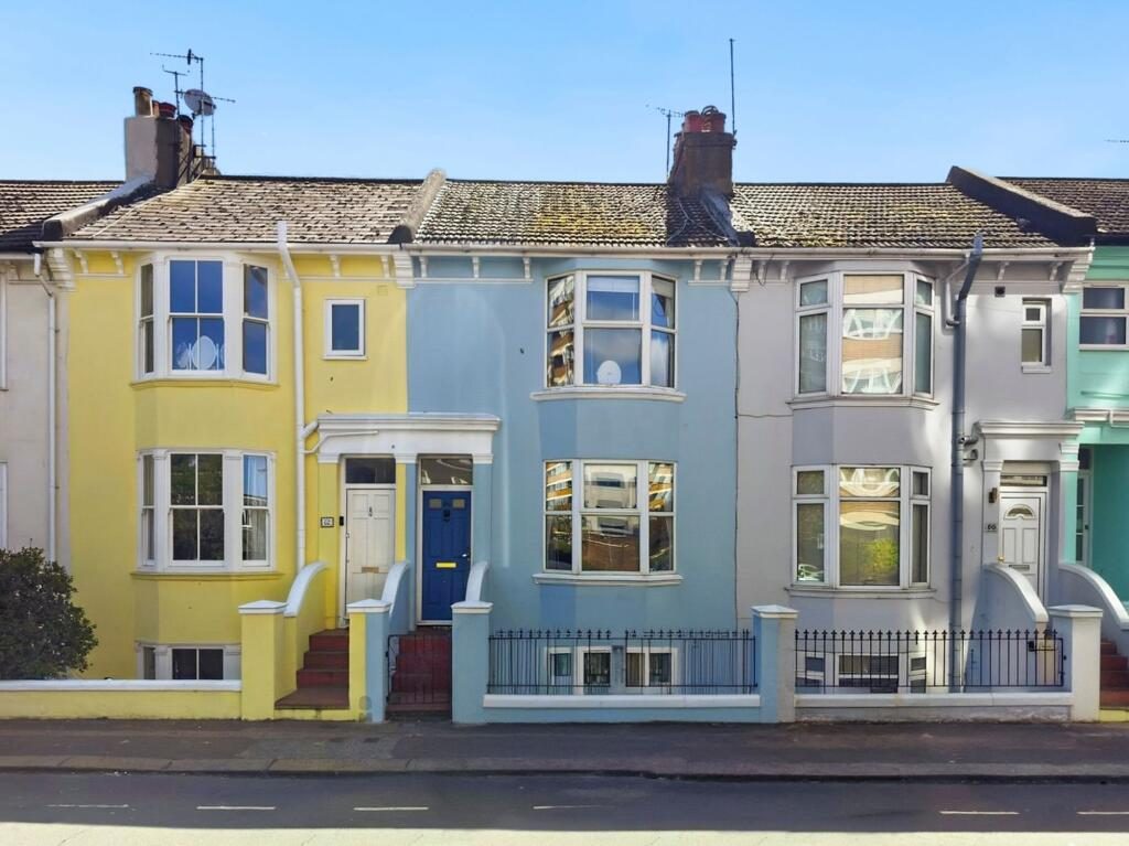 Terraced House