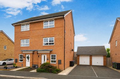 Property on Pembroke Avenue, NG31 8XG
