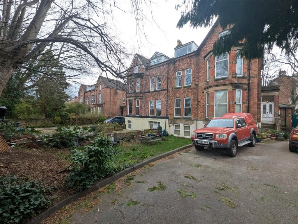 Property main image