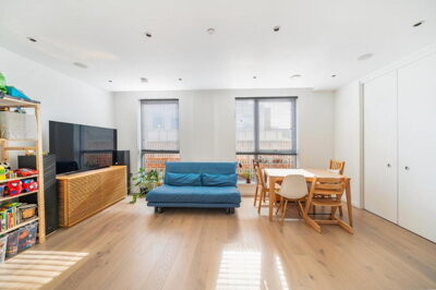 Property on Baldwin'S Gardens, EC1N 7AE