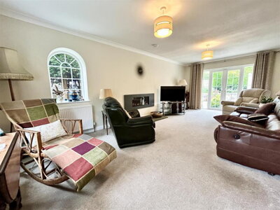 Property on Main Street, WF10 2AB