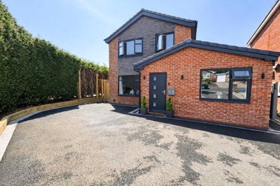 Property on Hornsea Road, SK2 5XF