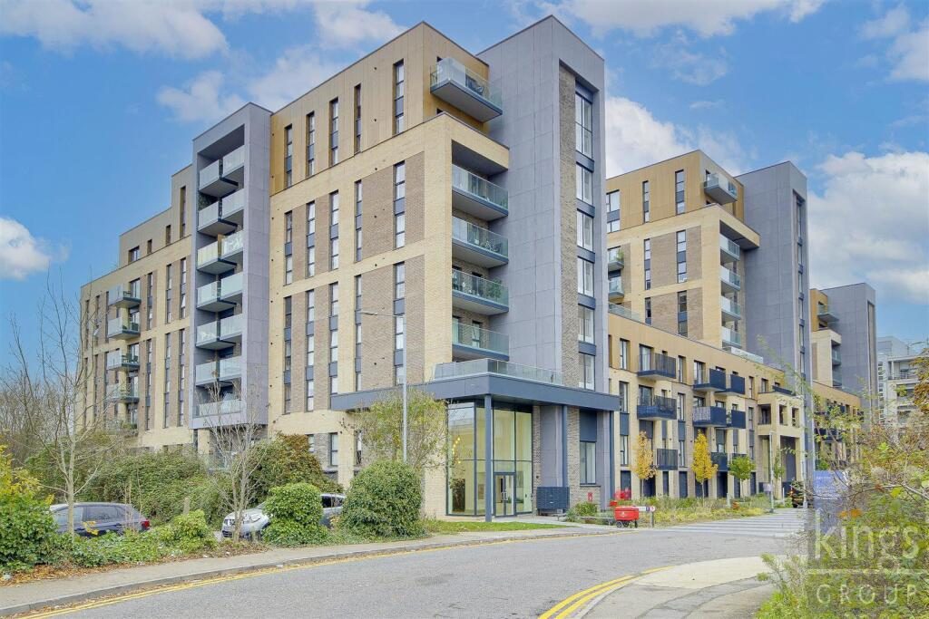 Property main image