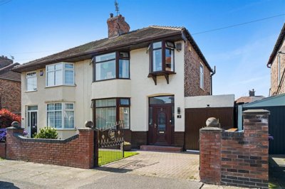 Property on Crescent Road, L9 2AW