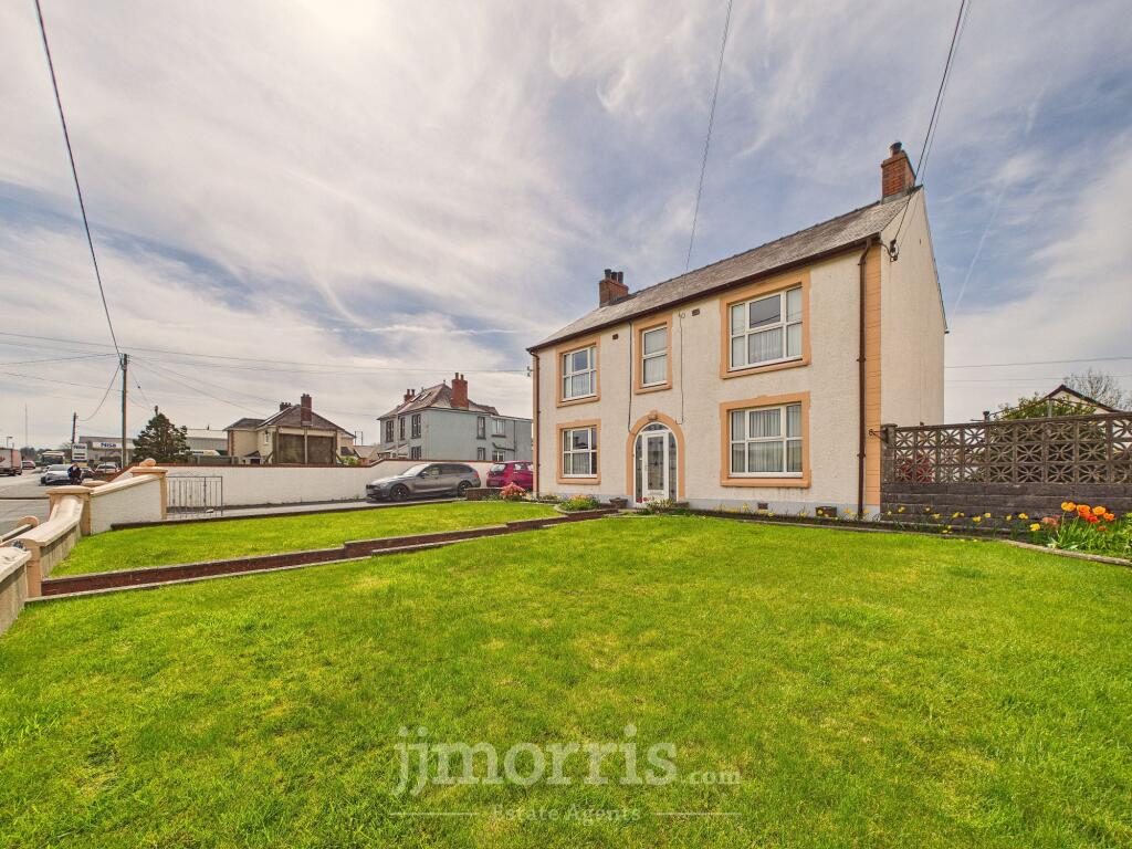 Detached House