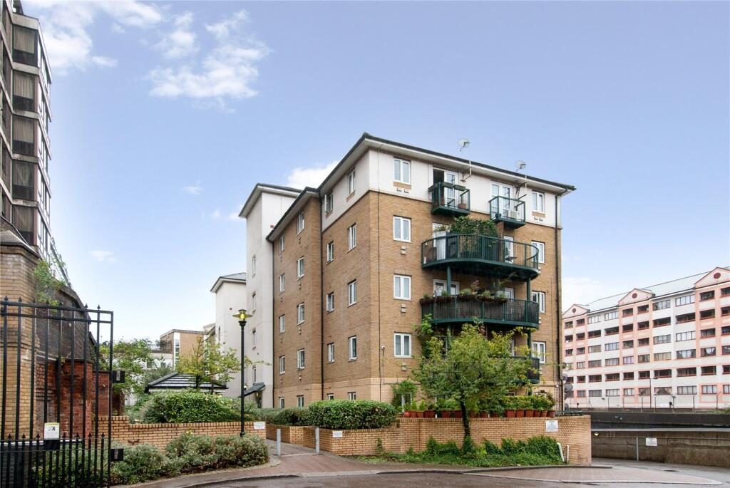 Property main image
