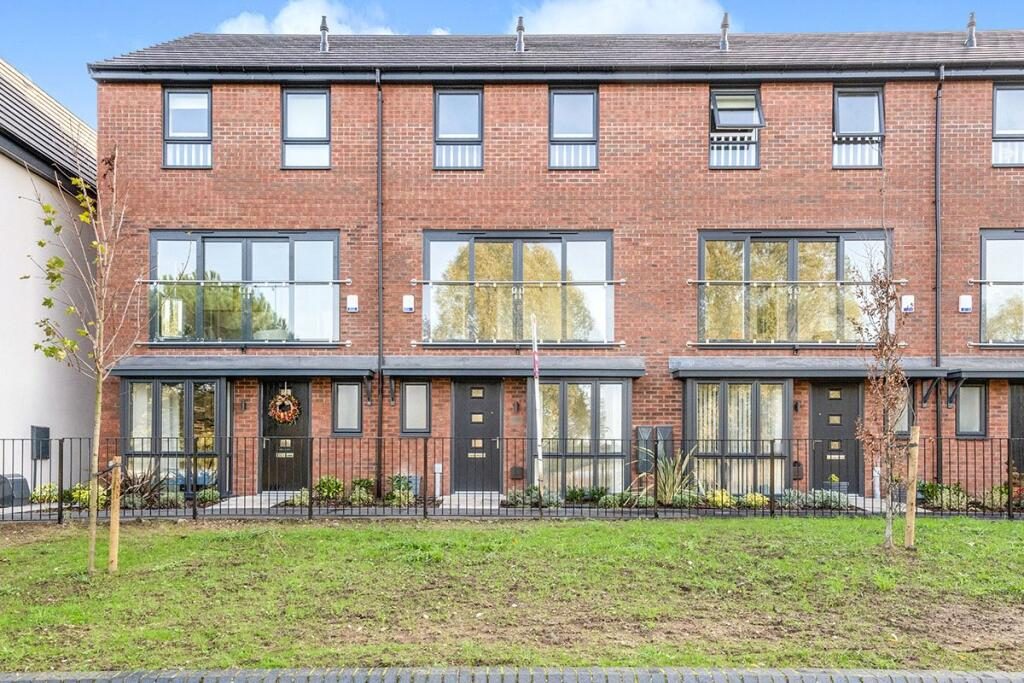Terraced House