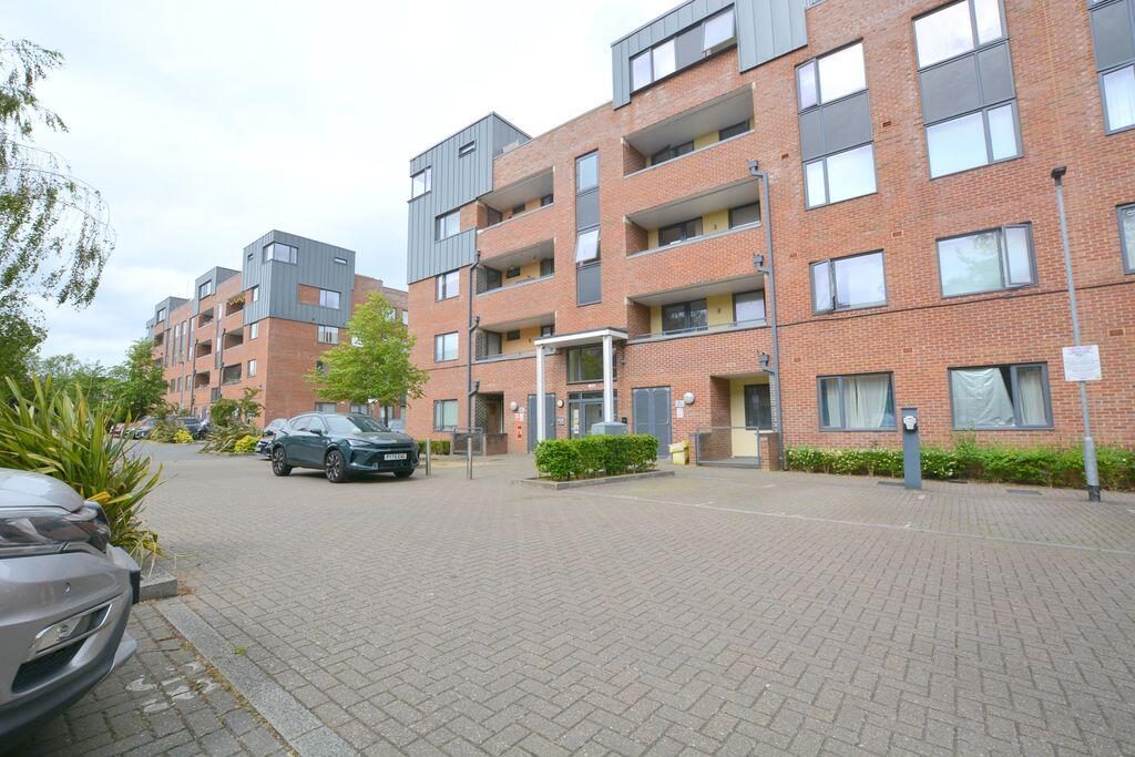Property main image