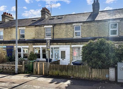 Property on Cherry Hinton Road, CB1 7AW