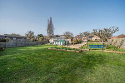 Property on Buckskin Lane, RG22 5AP