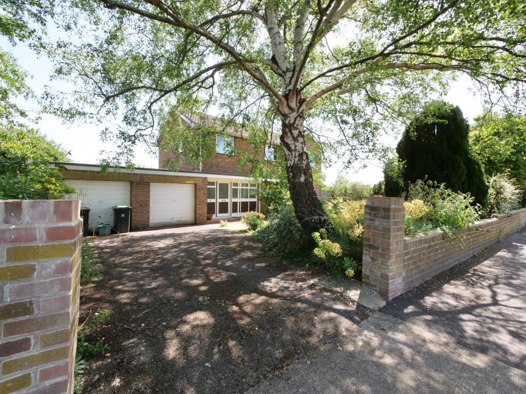 Property main image