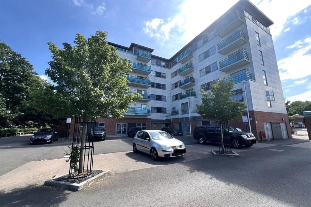 Property main image